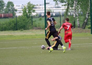 Wrócili z Rawicza z jednym punktem