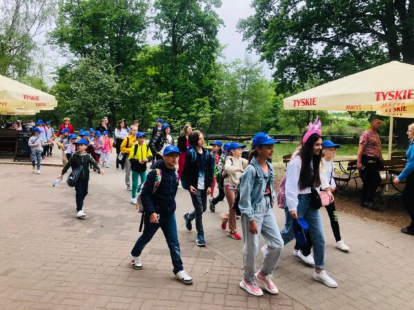 Ukraińscy uczniowie we wrocławskim ZOO Ukraińscy uczniowie we wrocławskim ZOO