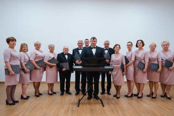 Wsparcie finansowe dla lokalnego zespołu