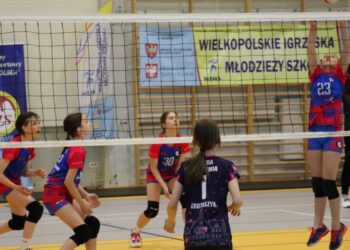 Zmagania czwórek w krotoszyńskiej hali