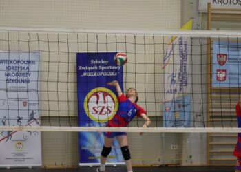 Zmagania czwórek w krotoszyńskiej hali