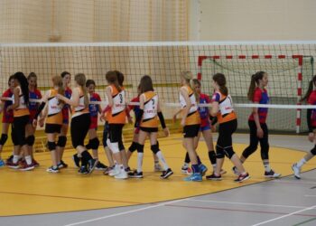 Zmagania czwórek w krotoszyńskiej hali