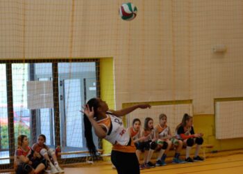 Zmagania czwórek w krotoszyńskiej hali