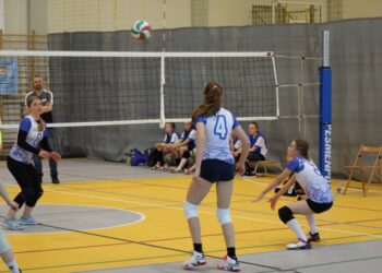 Zmagania czwórek w krotoszyńskiej hali