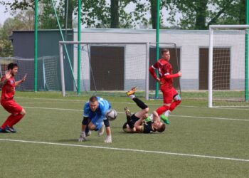 Koźmińskie Orły pokonały Astrę w derbach powiatu!