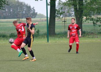 Koźmińskie Orły pokonały Astrę w derbach powiatu!