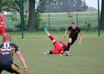 Koźmińskie Orły pokonały Astrę w derbach powiatu!