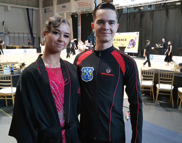 Szymon nie zwalnia tempa