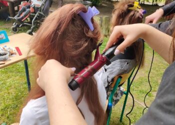 Uczniowie dzielą się umiejętnościami