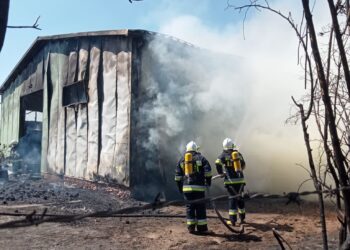 Hala produkcyjna stanęła w ogniu