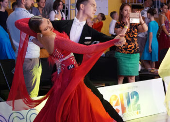 Szymon znów w czołówce