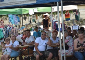 Wspólna zabawa i pomaganie