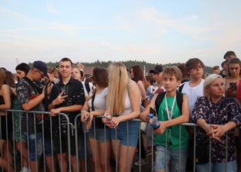 Gwiazdy porwały publiczność do zabawy