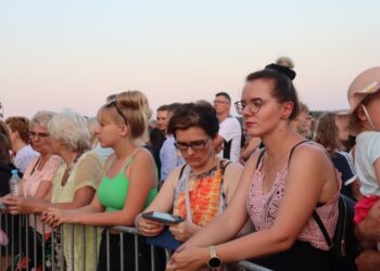 Gwiazdy porwały publiczność do zabawy