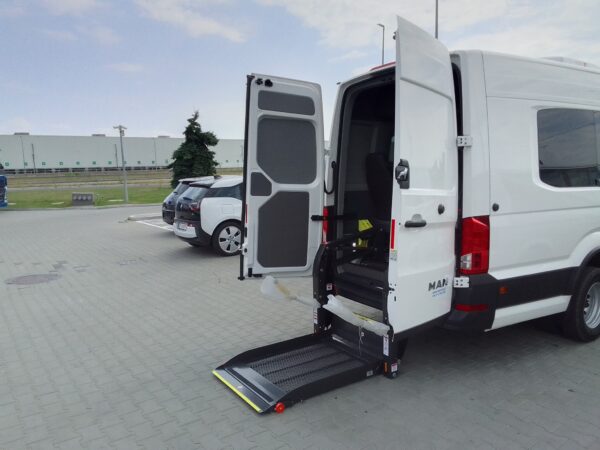 Nowy pojazd dla stowarzyszenia