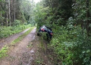 Spowodowała kolizję i próbowała uciec…