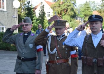 Prawda o przeszłości uczy odróżniania dobra od zła