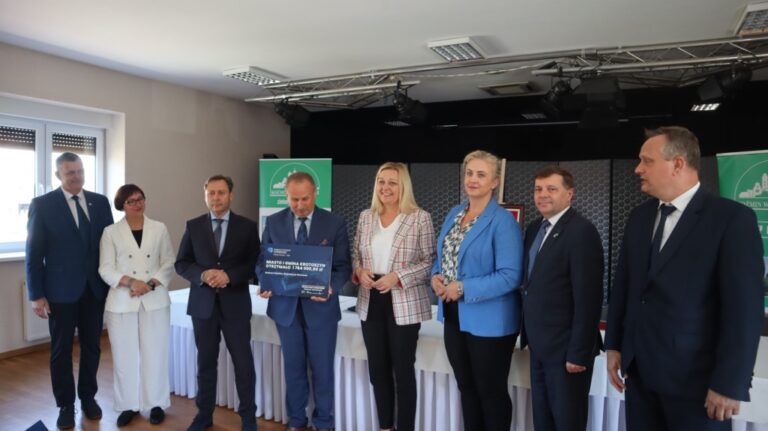 Ponad 8 milionów złotych trafi do samorządów