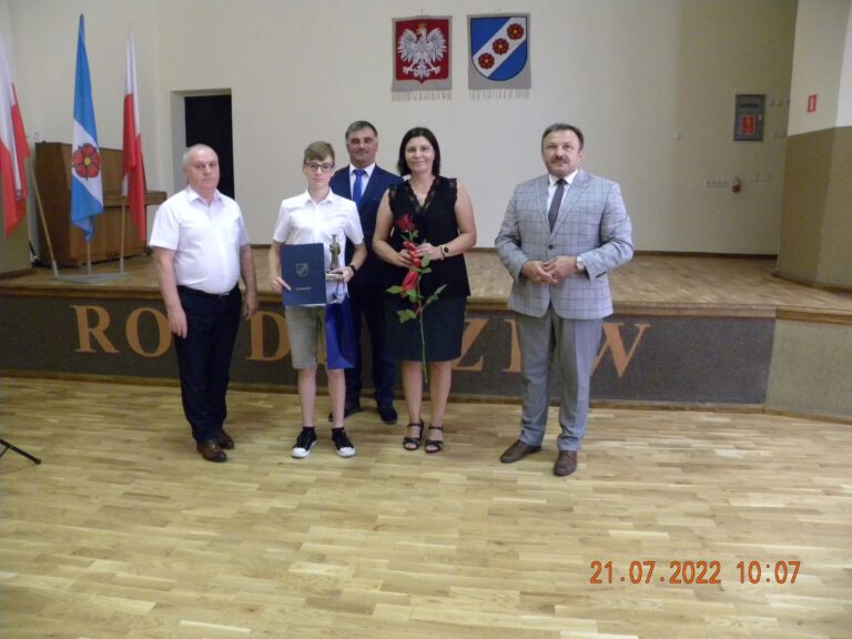Uczniowie otrzymali gratulacje