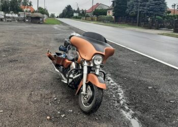 Nietrzeźwy motocyklista w strugach deszczu
