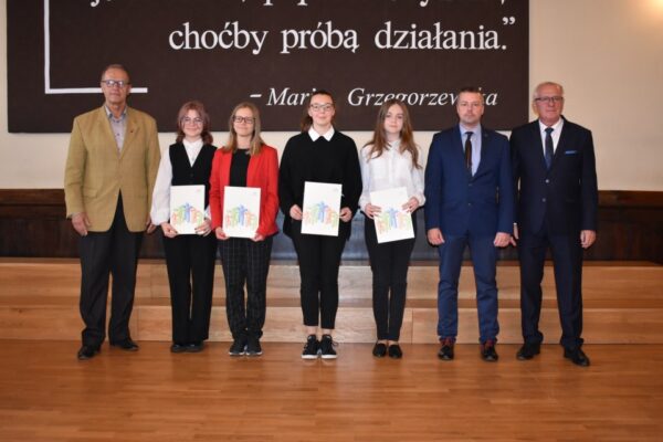 Stypendia dla najzdolniejszych uczniów