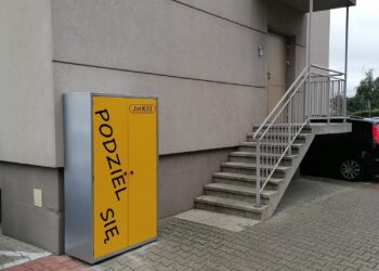 Szafa dla potrzebujących wsparcia