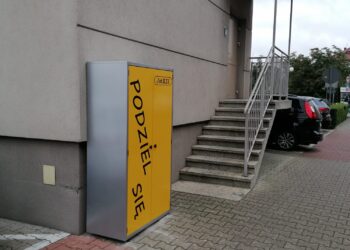 Szafa dla potrzebujących wsparcia