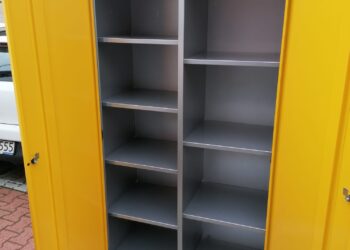 Szafa dla potrzebujących wsparcia