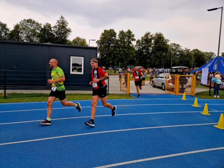 Wystartowali w półmaratonie