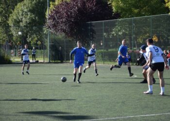 Księża i samorządowcy zagrali w szczytnym celu