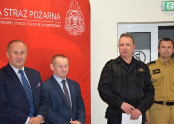 Ponad sto czujek trafiło do mieszkańców powiatu