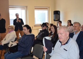 Ponad sto czujek trafiło do mieszkańców powiatu