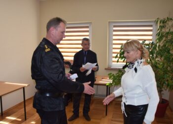 Ponad sto czujek trafiło do mieszkańców powiatu