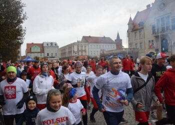 Kilkaset osób pobiegło dla ojczyzny!