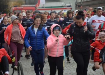 Kilkaset osób pobiegło dla ojczyzny!