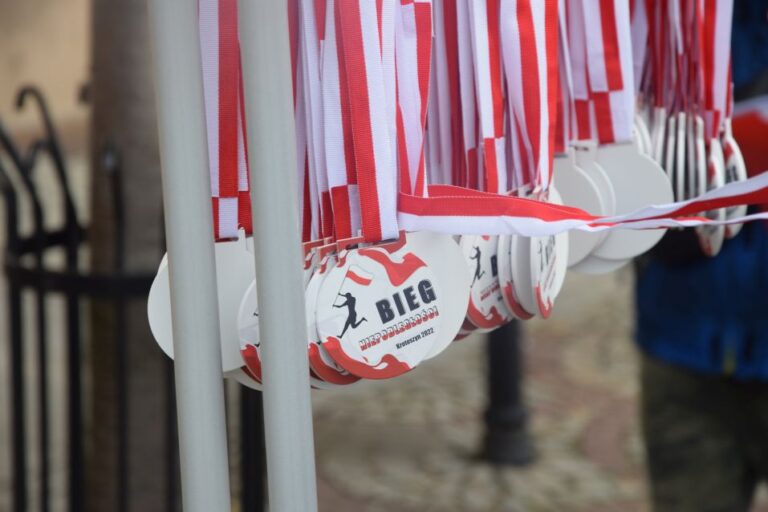 Kilkaset osób pobiegło dla ojczyzny!