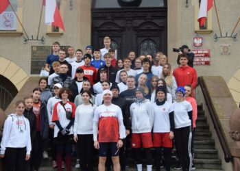 Kilkaset osób pobiegło dla ojczyzny!