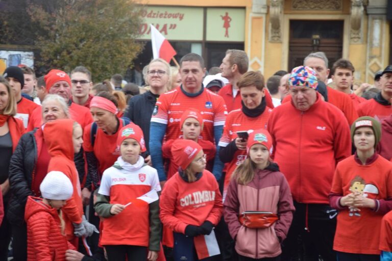 Kilkaset osób pobiegło dla ojczyzny!