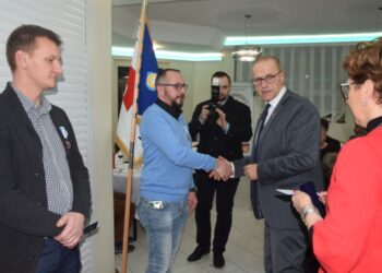 Dzielą się cząstką siebie z drugim człowiekiem