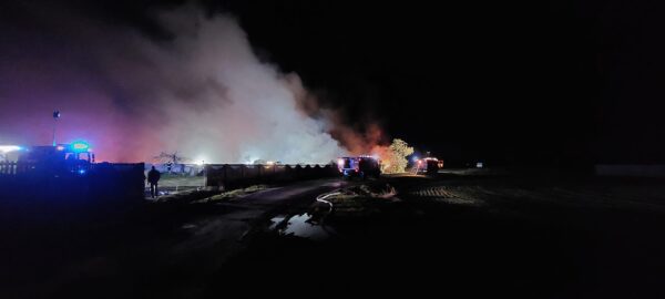 Ogień strawił kilkaset balotów