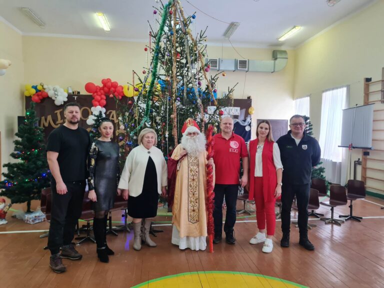 Świąteczny konwój dotarł na Ukrainę