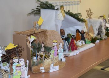 Bożonarodzeniowe szopki i piękne kolędy w Cieszkowie