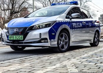 Samochód elektryczny dla milickich policjantów