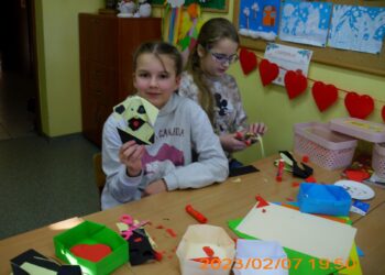 Poznawali sztukę origami