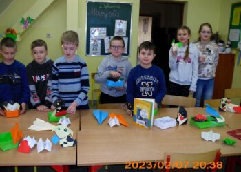 Poznawali sztukę origami