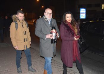 Cześć i chwała bohaterom!