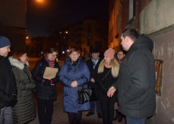 Cześć i chwała bohaterom!