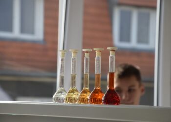 Profesjonalna pracownia dla młodych chemików