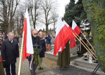 Pamiętamy o ofiarach zbrodni katyńskiej!