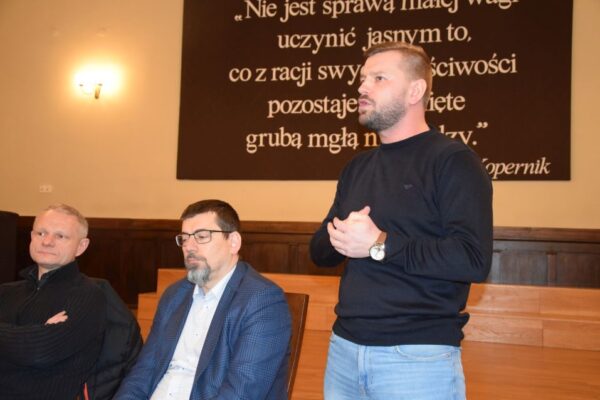 Burzliwa dyskusja na temat Target One Festival